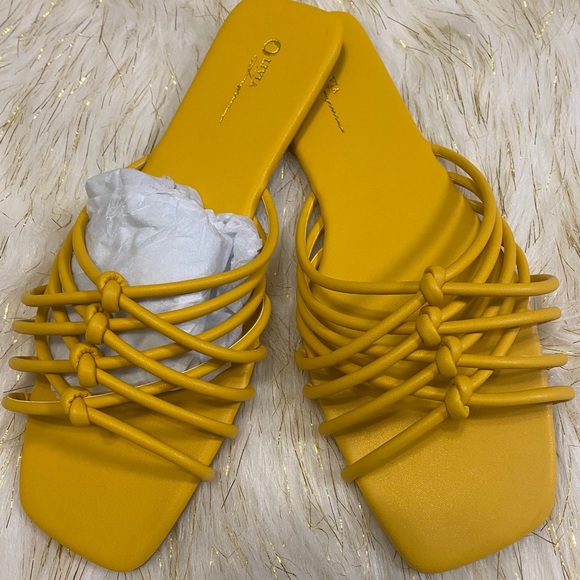 Cute Women’s Mustard Sandals - Picture 6 of 7